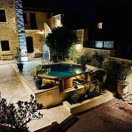 Appartement L'hendrix - Grand Confort - Proche Uzes